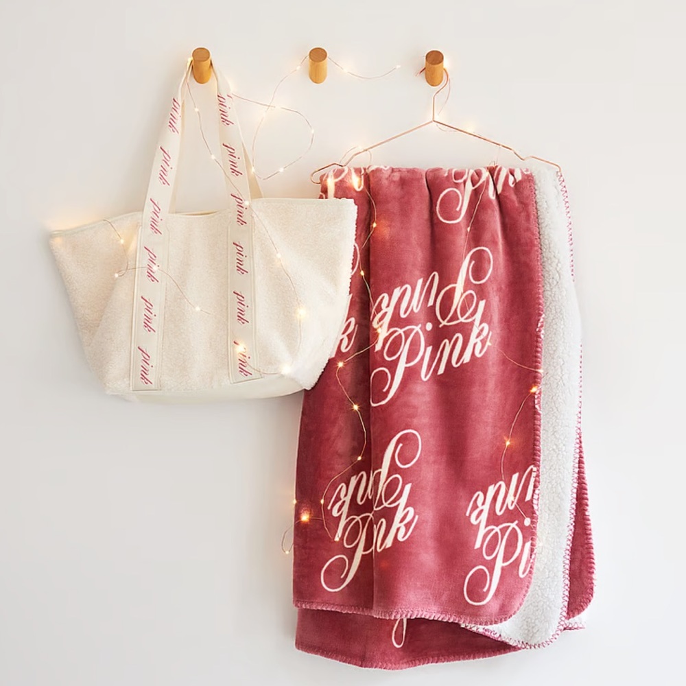 VS PINK Cozy Plush Blanket and Tote combo